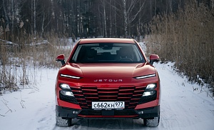 JETOUR DASHING: МОДНИК С ПРОПУСКОМ НА БЕЗДОРОЖЬЕ